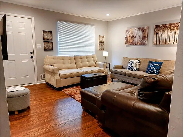 3390 Creek Valley Dr SE — Photo 10