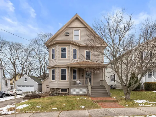 36 Kent Street, Portsmouth, NH 03801