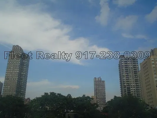 Rented by Fleet Realty | media 16