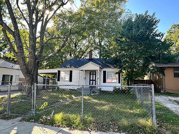 2nd image of 2045 N Weller Avenue