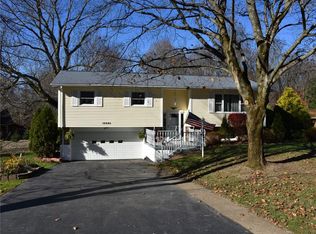 10995 Livermore Rd, Meadville, PA 16335