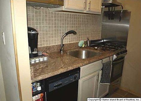 3rd image of 20 Cliff St APT 7A