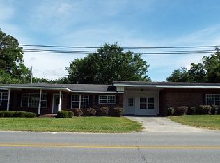 201 E Grace St, Hahira, GA 31632
