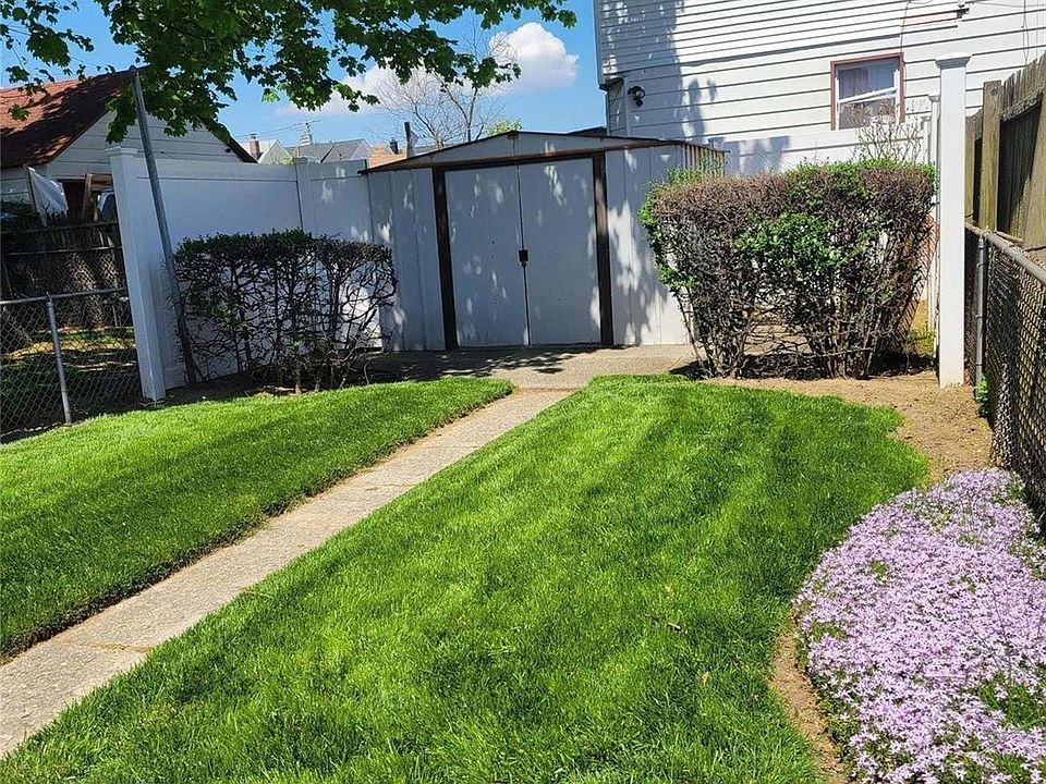 1st image of 148-15 130th Avenue