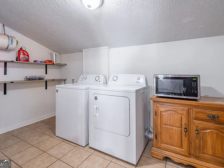 4375 Park St — Photo 15