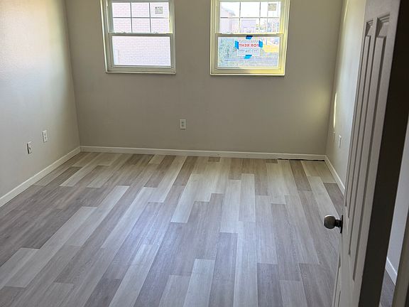 2nd image of 836 Sky Lake Cir APT A