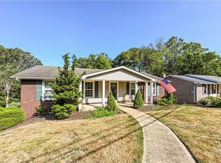 20 Nottingham Dr, Greensburg, PA 15601