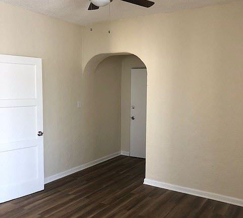 Clela 202 living room pic 2