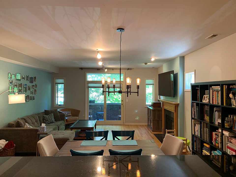 Open concept great for entertaining!