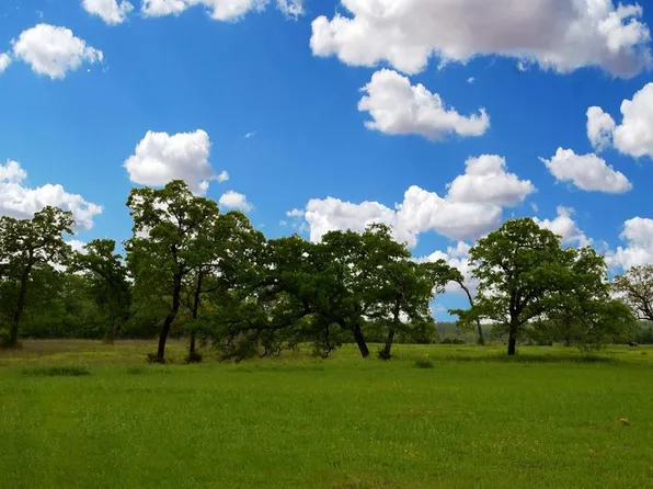 5292 Horseshoe Dr, Anderson, TX 77830