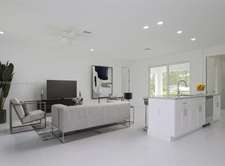 2817 54th St W, Lehigh Acres, FL 33971