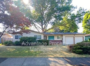 1832 NW Garryanna St, Corvallis, OR 97330