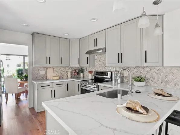 3058 Club House Rd, Costa Mesa, CA 92626