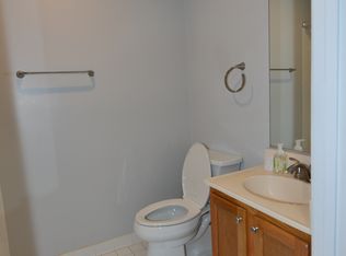 4124 Monument Ct #103, Fairfax, VA 22030