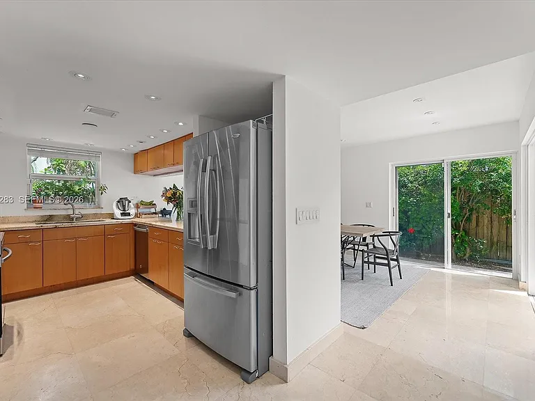2721 SW 22nd Ave — Photo 14