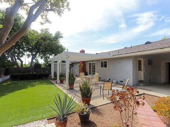 4th image of 1112 E Del Mar Ave
