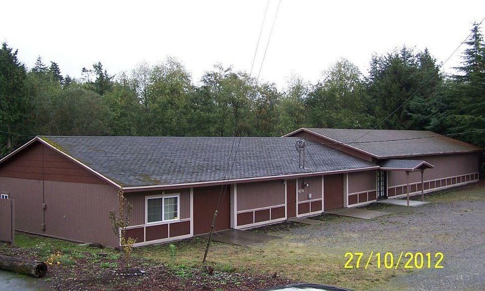 1st image of 40 NE Camano Dr