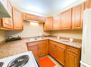 2500 Fiedler Ln APT 6, Madison, WI 53713