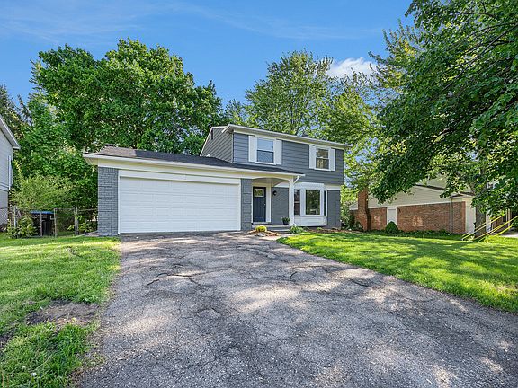 2nd image of 1503 N Huron River Dr
