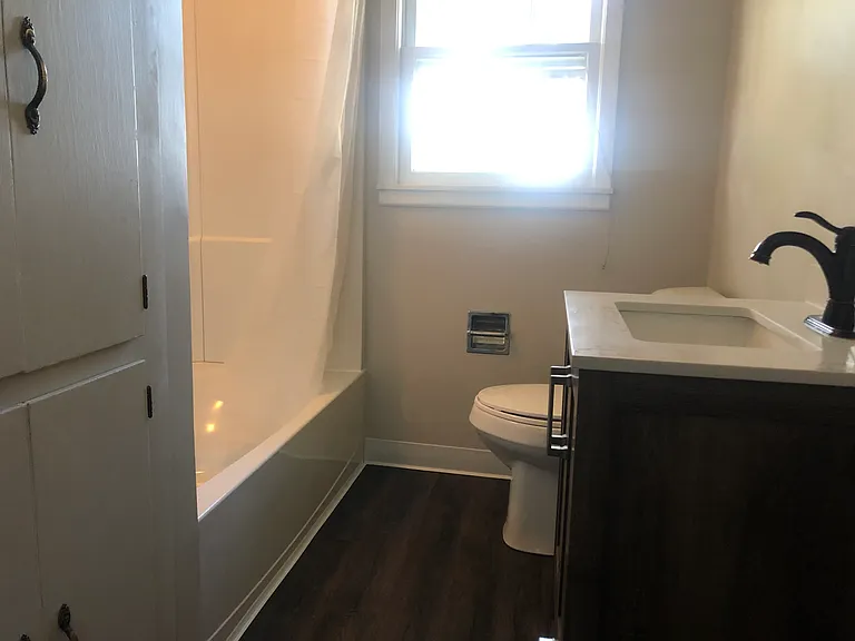 523 S Delaware Ave — Photo 9