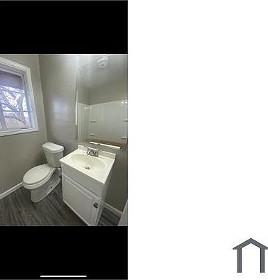 5th image of 813 SW 49th St