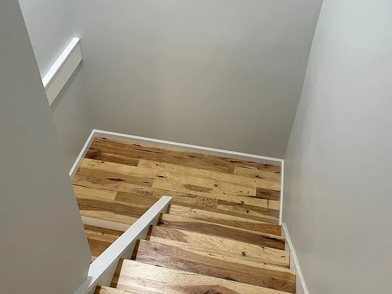 1884 Castle Dr — Photo 6