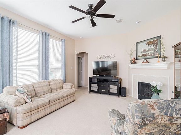 5th image of 3412 Pinecone Dr