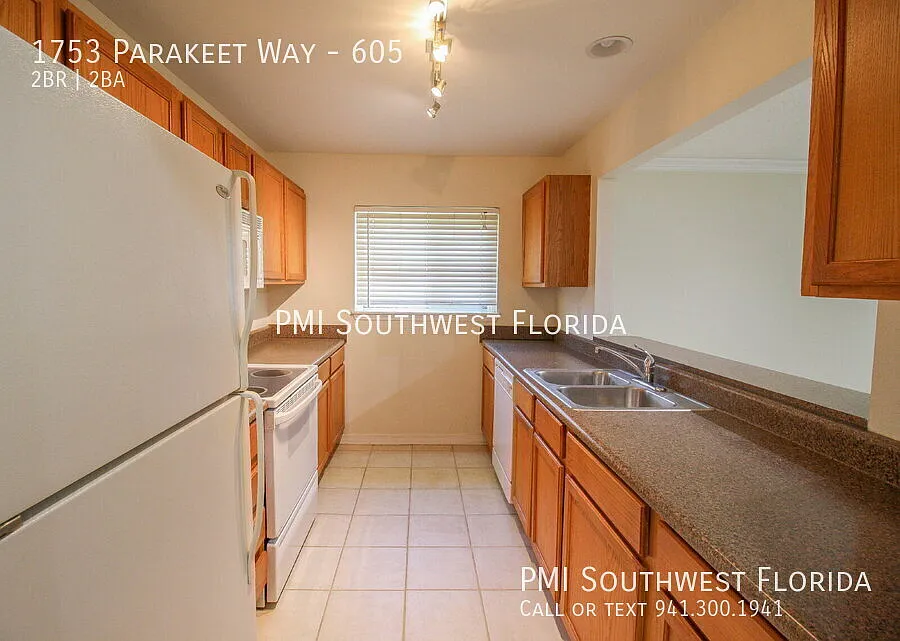 Vistas on Beneva Modern Condo Living in a Prime Sarasota Location! — Photo 3