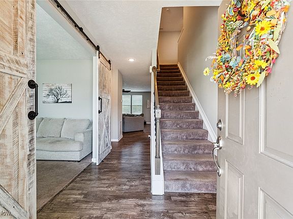 4th image of 33584 Park Pl