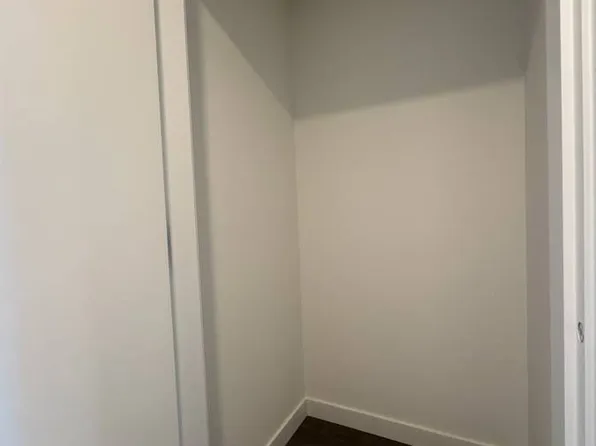 6468 Willingdon Ave #3207, Burnaby, BC V5H 2T3