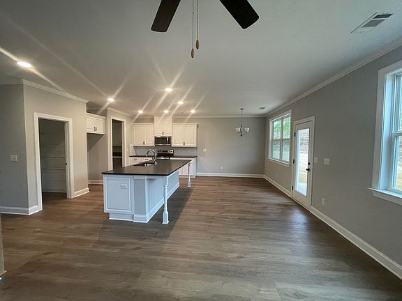 3rd image of 732 Woodvine Drive #TP171