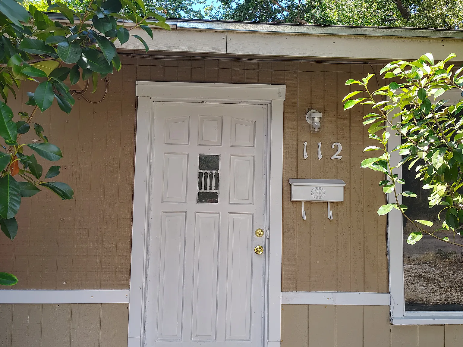 3 bed, 1150 sqft, $1,100 — Photo 1