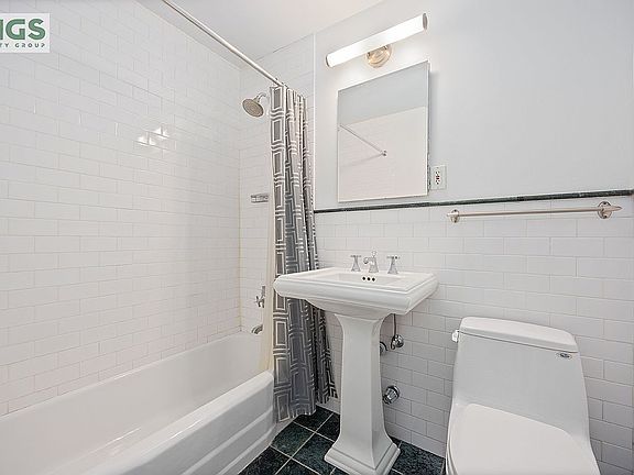 5th image of 308 W 103rd St APT 4G