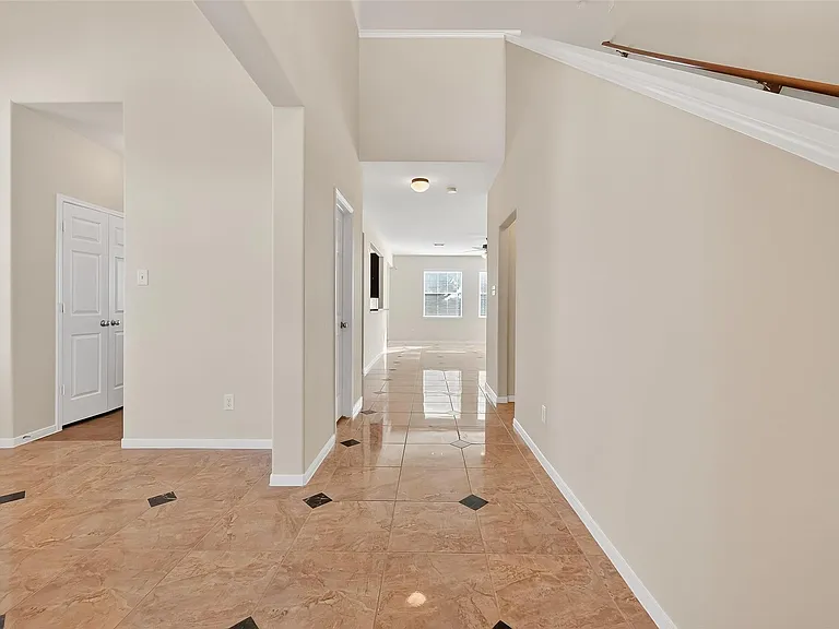 21623 Mid Peak Way — Photo 8