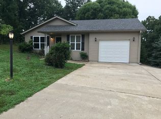 628 Bittersweet Rd, Lake Ozark, MO 65049