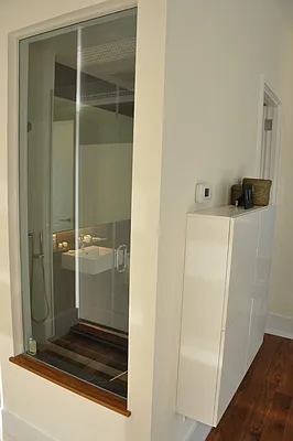 Sold by 1 Vernon Jackson | media 18