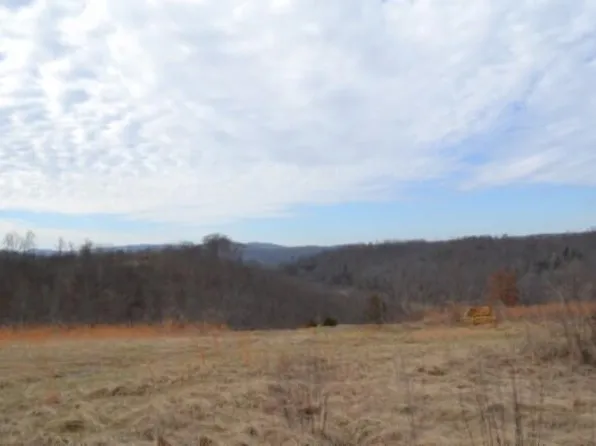 129 Rushing Springs Rd, Monterey, TN 38574