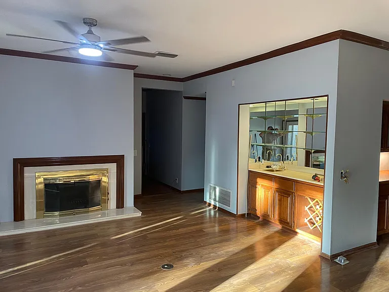8000 Donore Pl #5 — Photo 16
