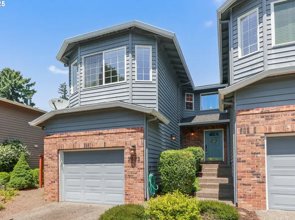 3823 SW Troy St, Portland, OR 97219