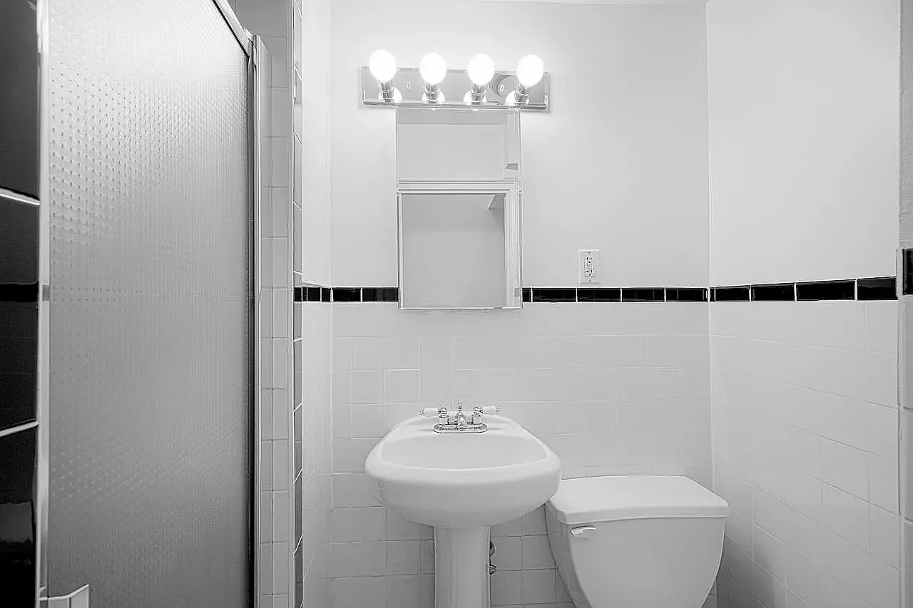 160 West 71st Street — Photo 4