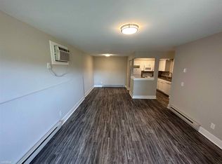 1416 Haslett Rd #206, East Lansing, MI 48823