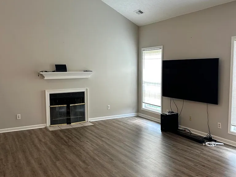 3305 Drayton Pl — Photo 5