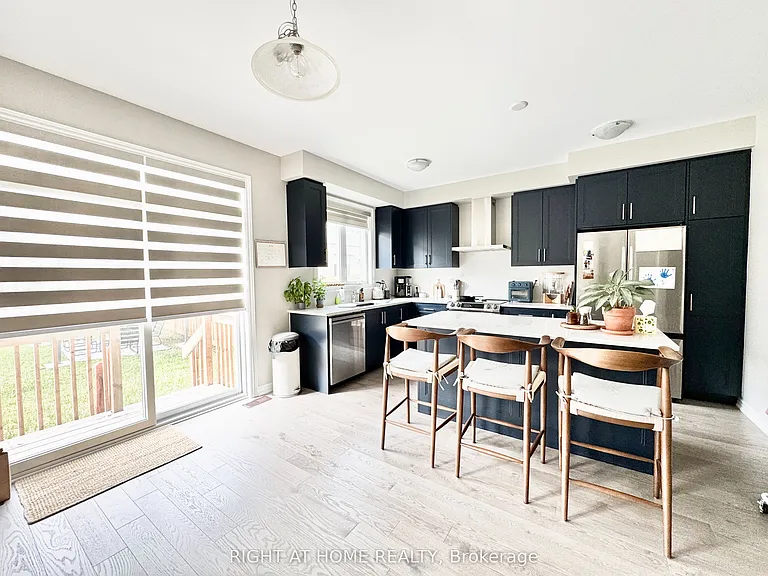 66 Gemini Dr — Photo 2