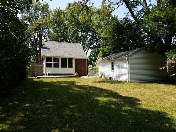 Large Fenced in Back Yard