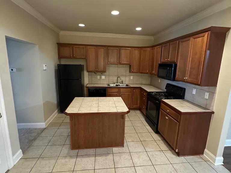 4000 McHugh Rd #31 — Photo 1