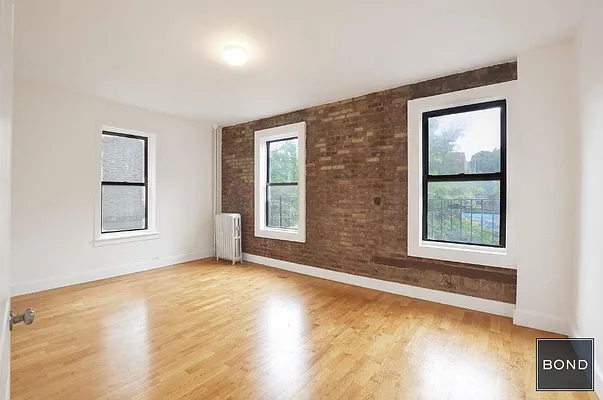 Rented by Bond New York | media 12