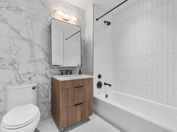 788 Willoughby Avenue image 10 of 19