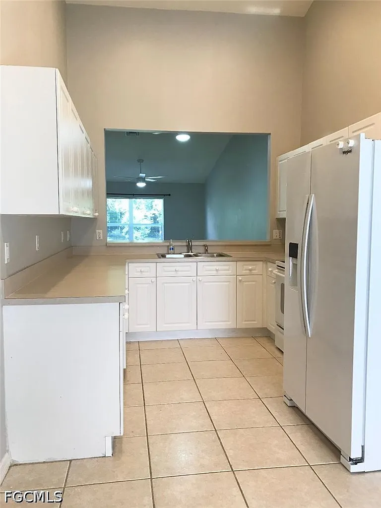2 bed, 2.0 bath, 1158 sqft, $1,550 — Photo 3