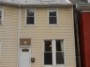 117 Hanover St, Glen Rock, PA 17327