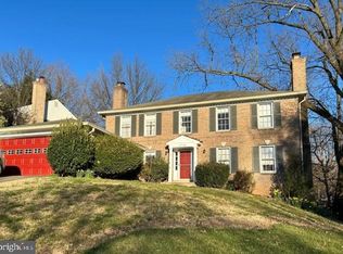 4798 Williamsburg Blvd, Arlington, VA 22207